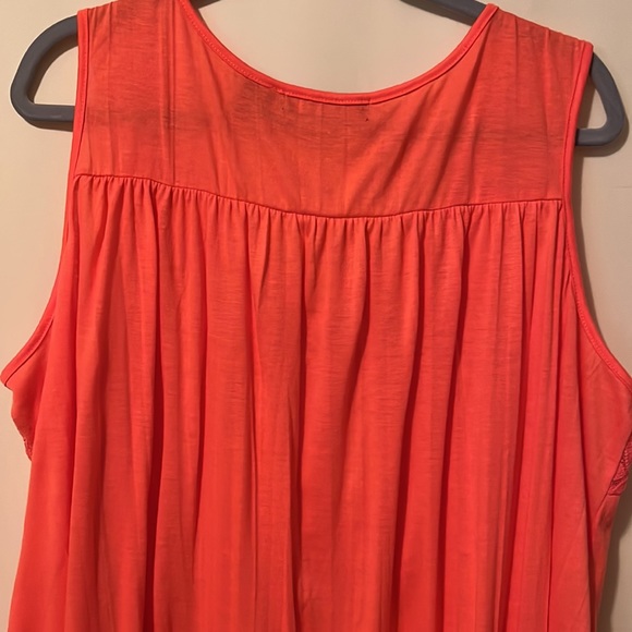 SOLD Crystal Kobe Coral Top XXL - Picture 4 of 9